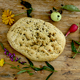 Focaccia mit Kräutern und Salz