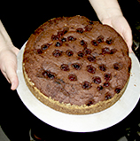 Dinkelschokonusskuchen mit Kirschen